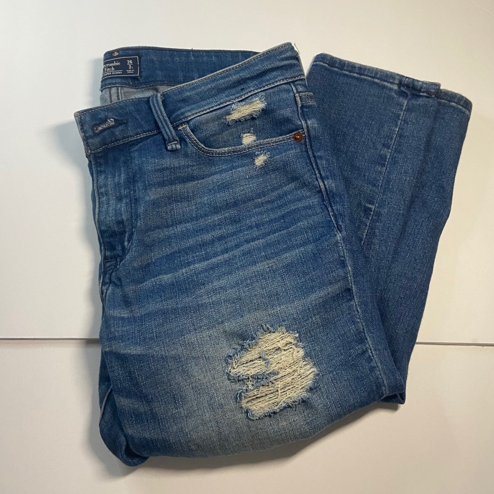 Abercrombie & Fitch Ripped Skinny Jeans